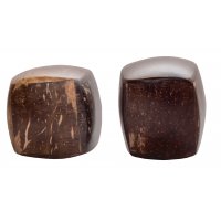 Shaker coconut cubes